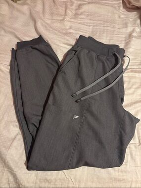 Fabletics women’s joggers